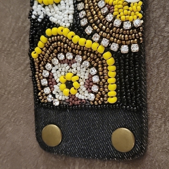 Mare SOLE AMORE Artisan Denim Floral Beadwoven Rhinestone Wide Bracelet - Picture 4 of 5